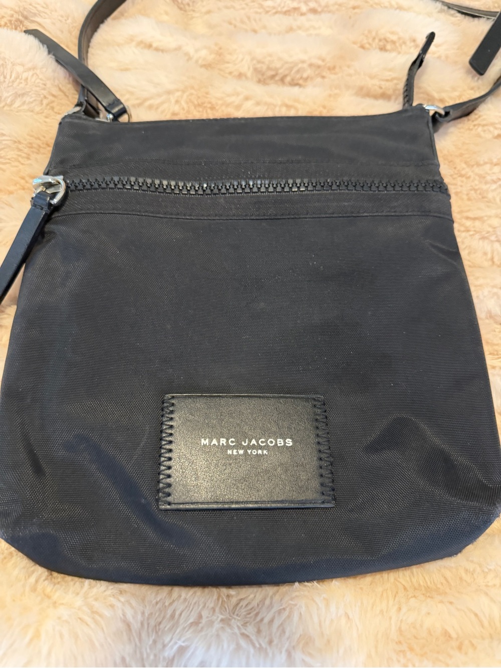 Marc Jacobs Black Nylon Crossbody Belt Bag - Picture 3 of 9